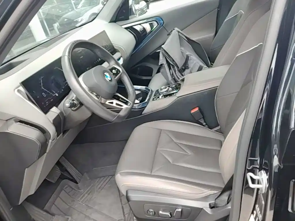 BMW X3 — миниатюра 15