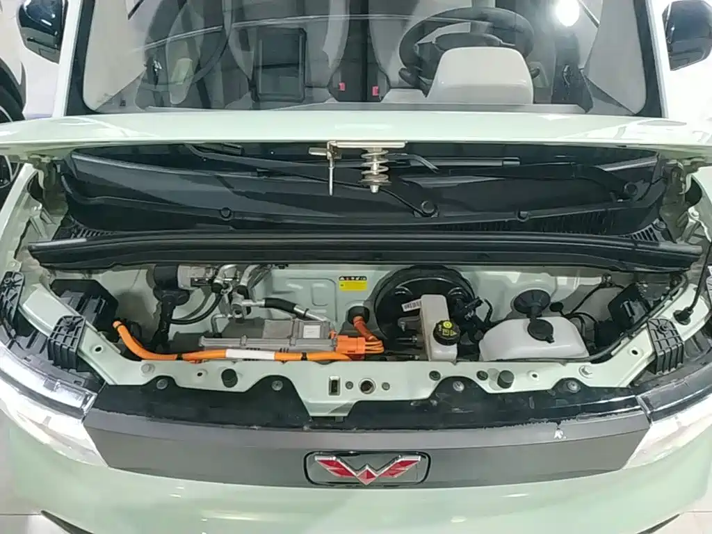 Wuling MINIEV — миниатюра 20