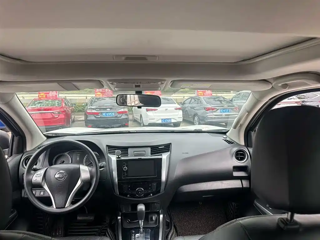 Nissan Terra 2018 2.5L AT Luxury
