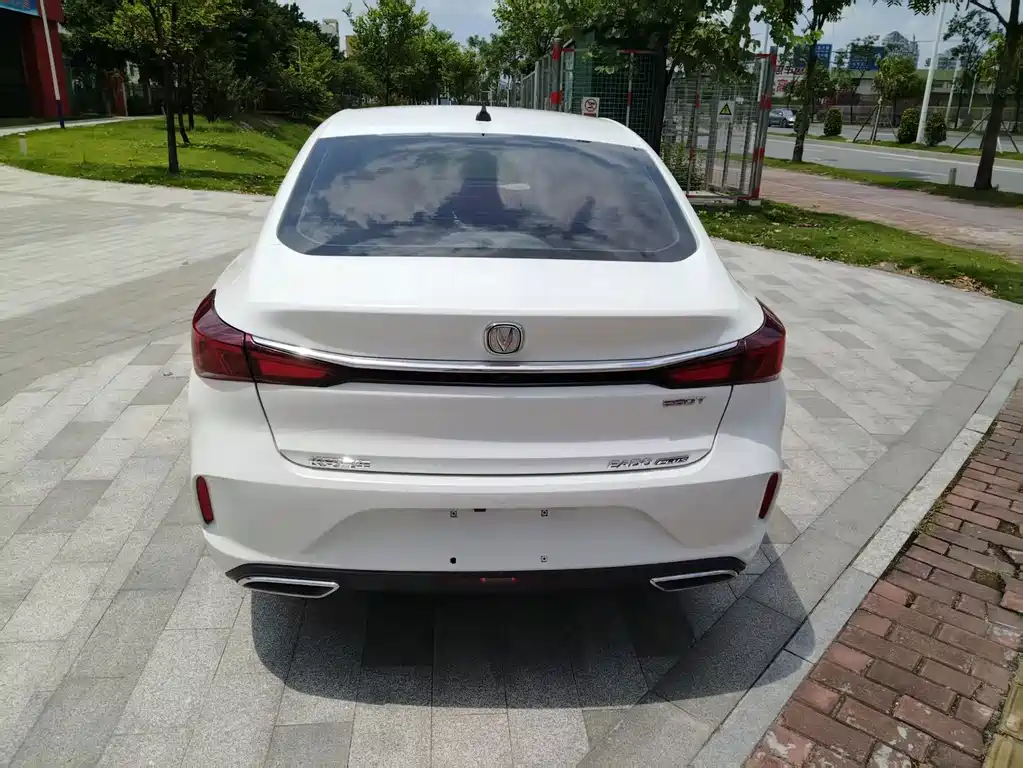 Changan Eado — миниатюра 10