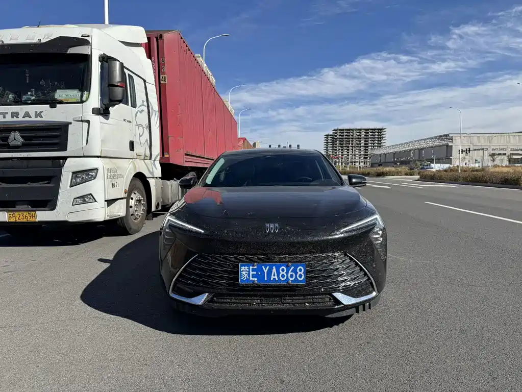 Buick LaCrosse — миниатюра 3