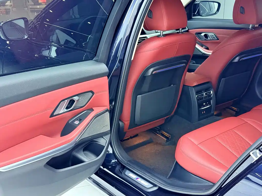 BMW 3 Series — миниатюра 8
