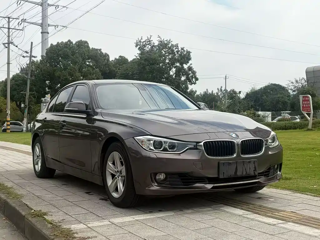BMW 3 Series — миниатюра 3