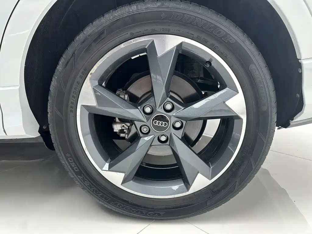 Audi Q3 — миниатюра 18
