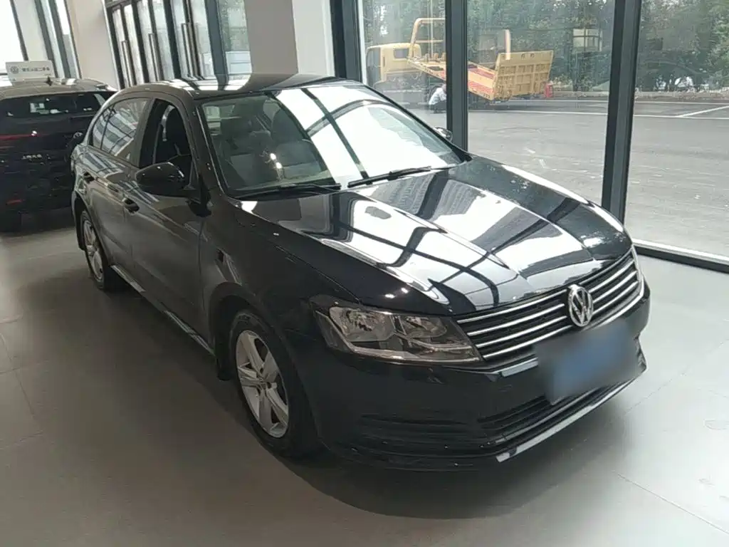 Volkswagen Lavida — миниатюра 4