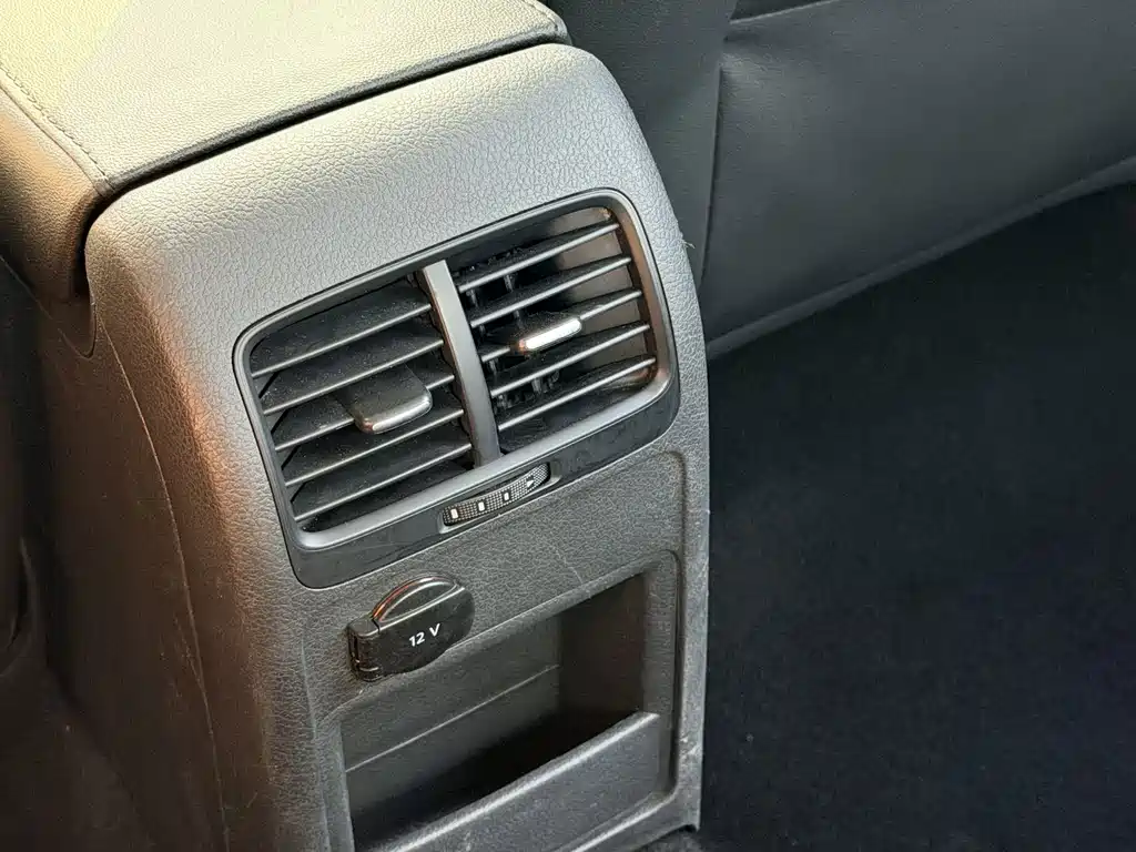 Volkswagen Sagitar — миниатюра 11
