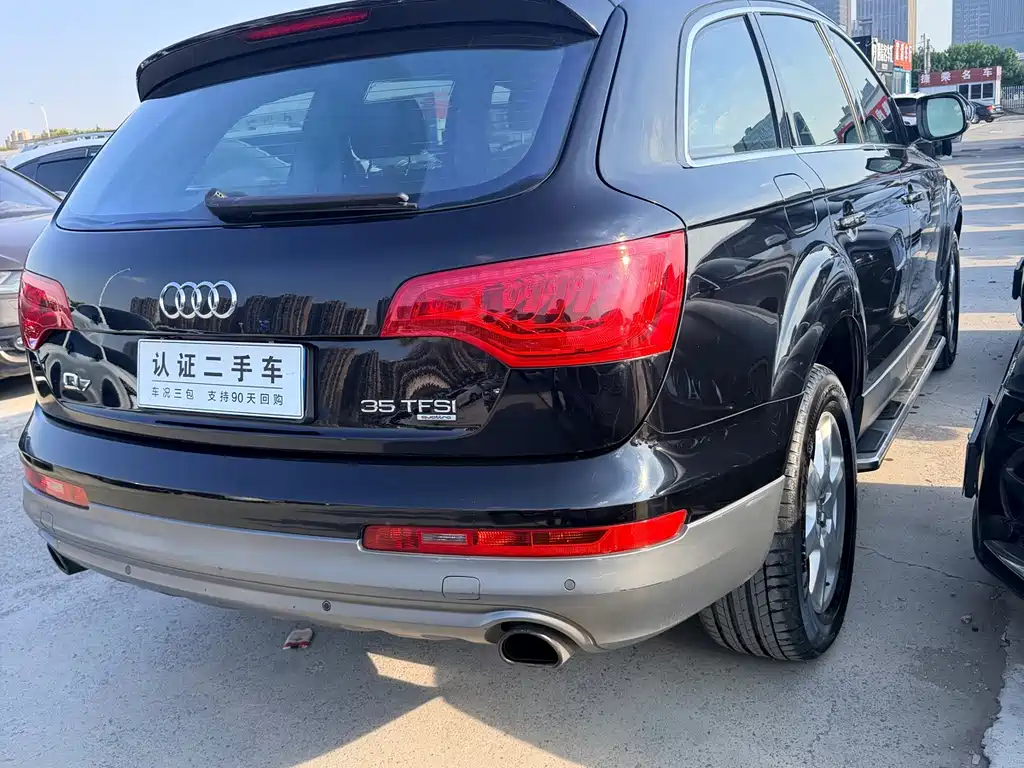 Audi Q7 — миниатюра 6