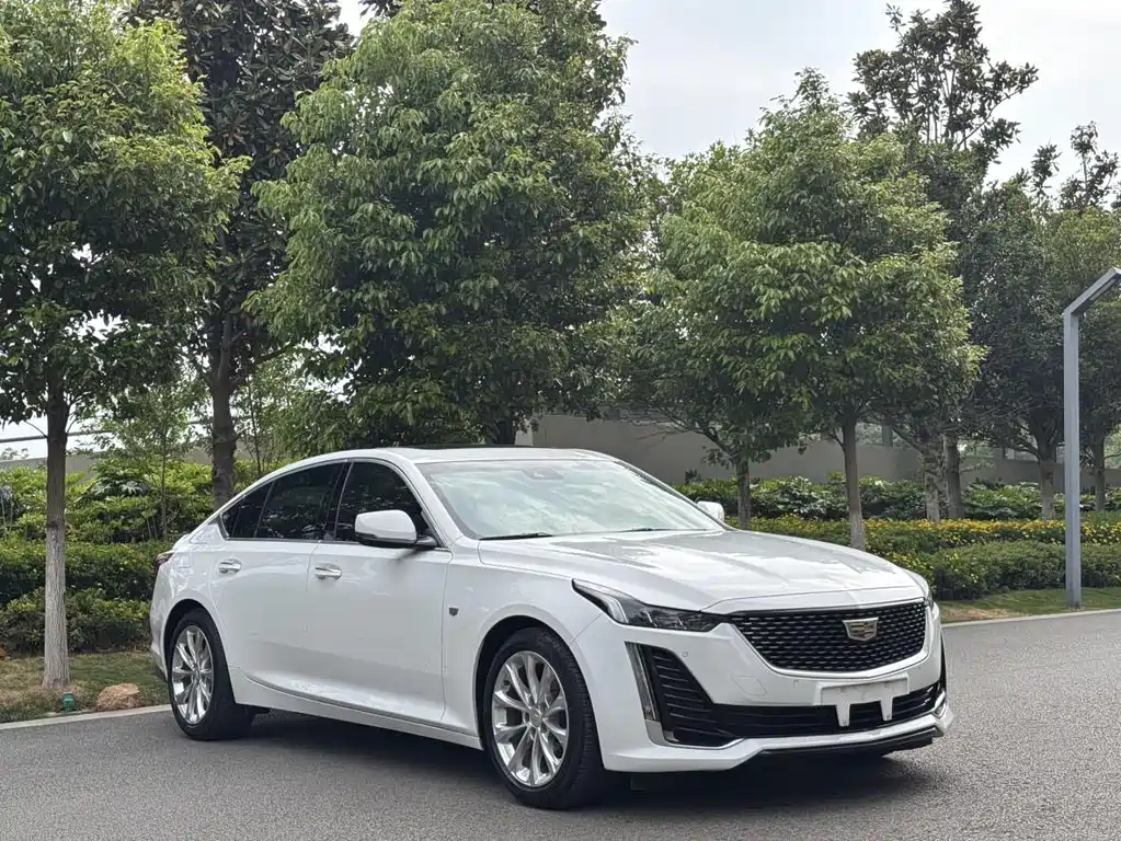 Cadillac CT5 — миниатюра 3