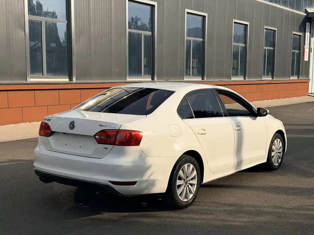 Volkswagen Sagitar — миниатюра 5