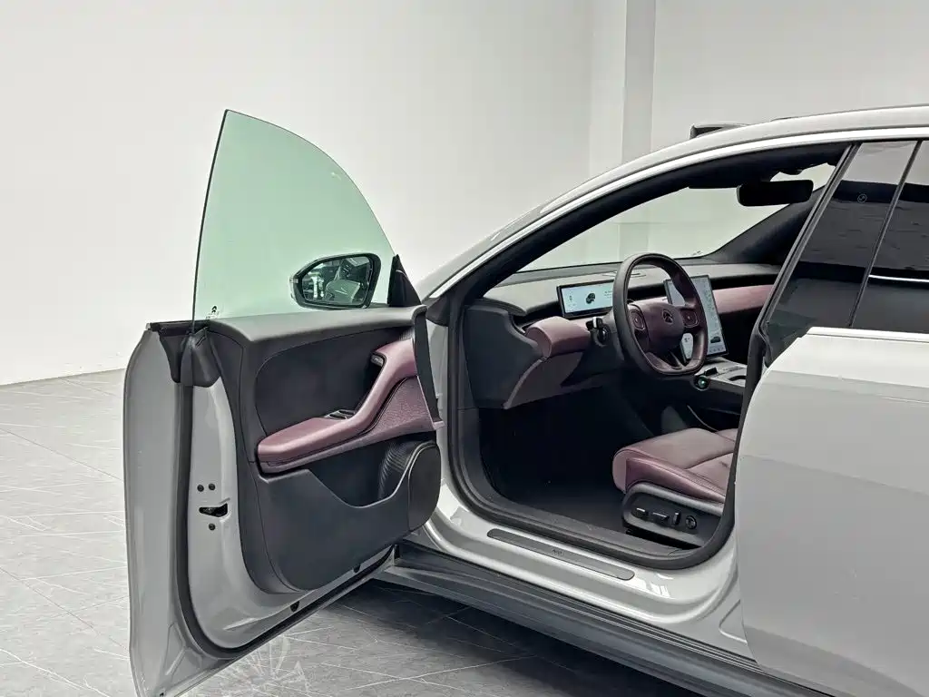 NIO ET5 — миниатюра 7