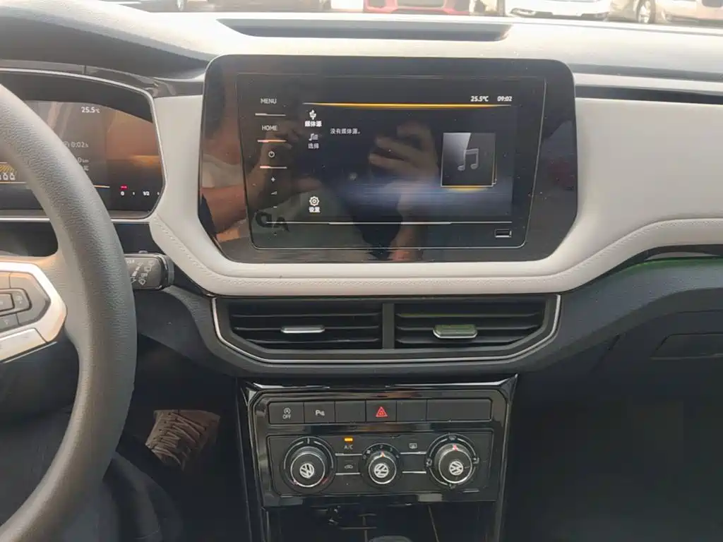 Volkswagen Tharu — миниатюра 13