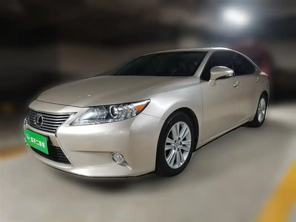 Lexus ES 2014