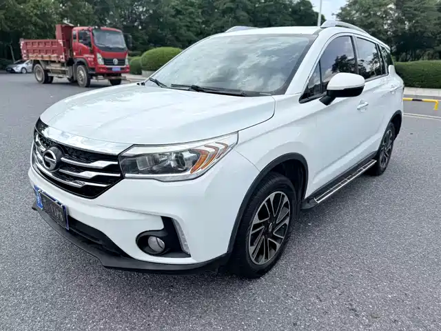 GAC TRUMPCHI GS4 2017