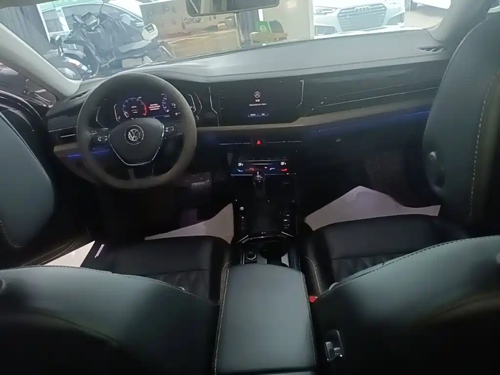 Volkswagen Passat — миниатюра 10