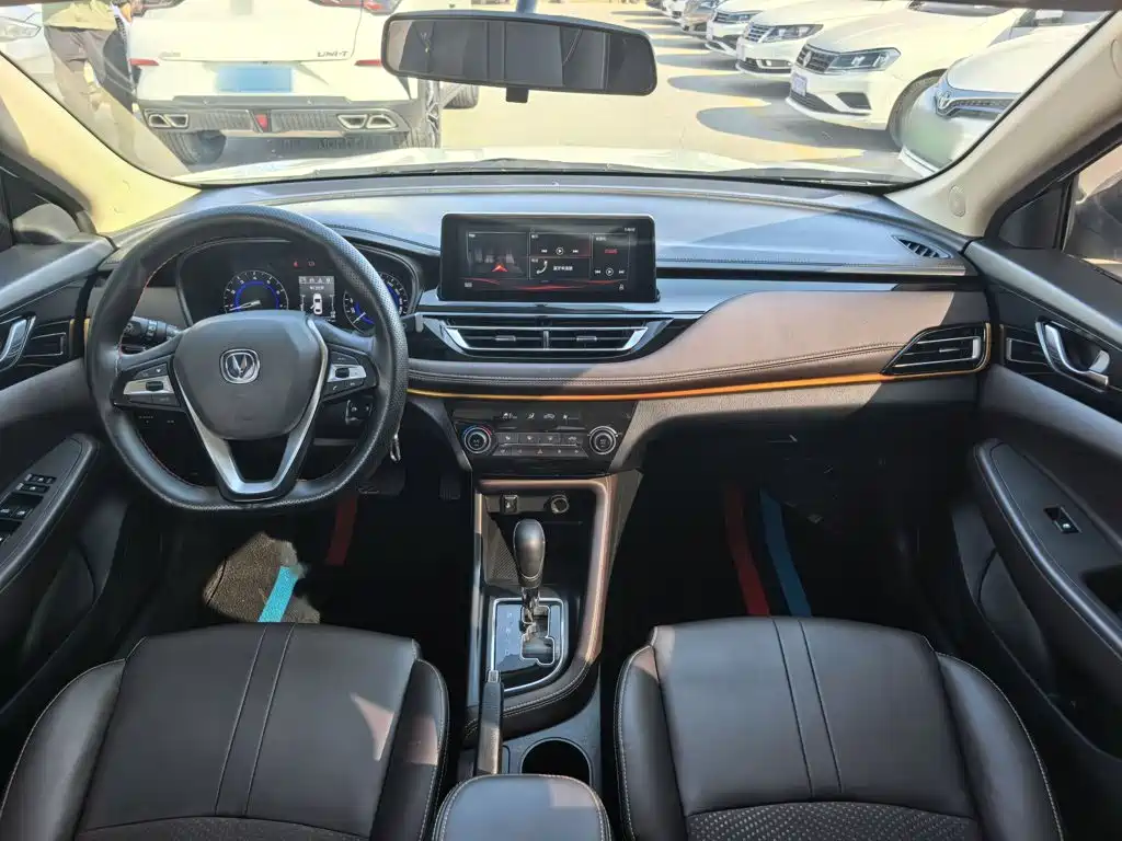 Changan Eado DT — миниатюра 8
