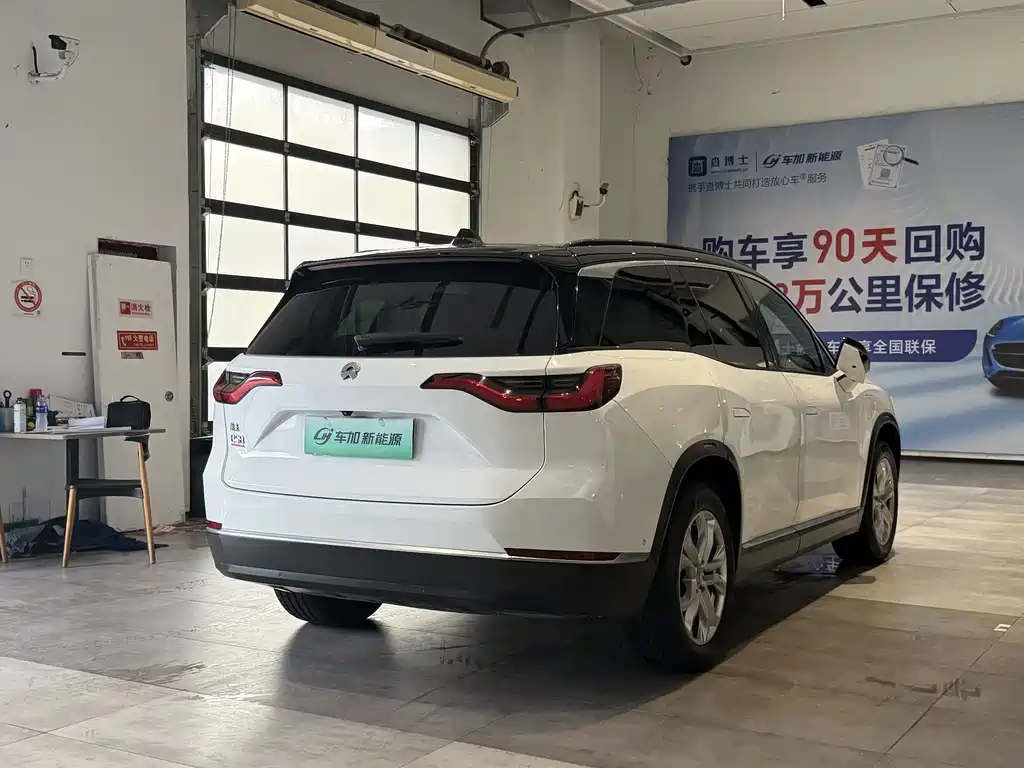 NIO ES8 — миниатюра 7