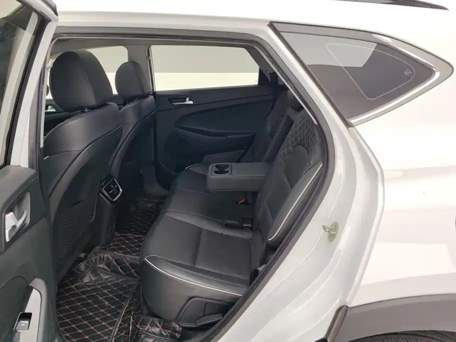 Hyundai Tucson — миниатюра 11