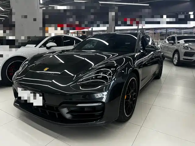 PORSCHE PANAMERA 2021