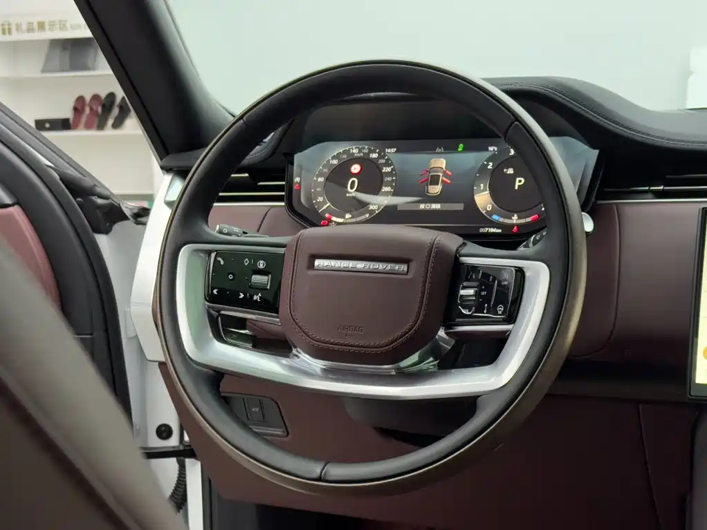 Land Rover Range Rover — миниатюра 15