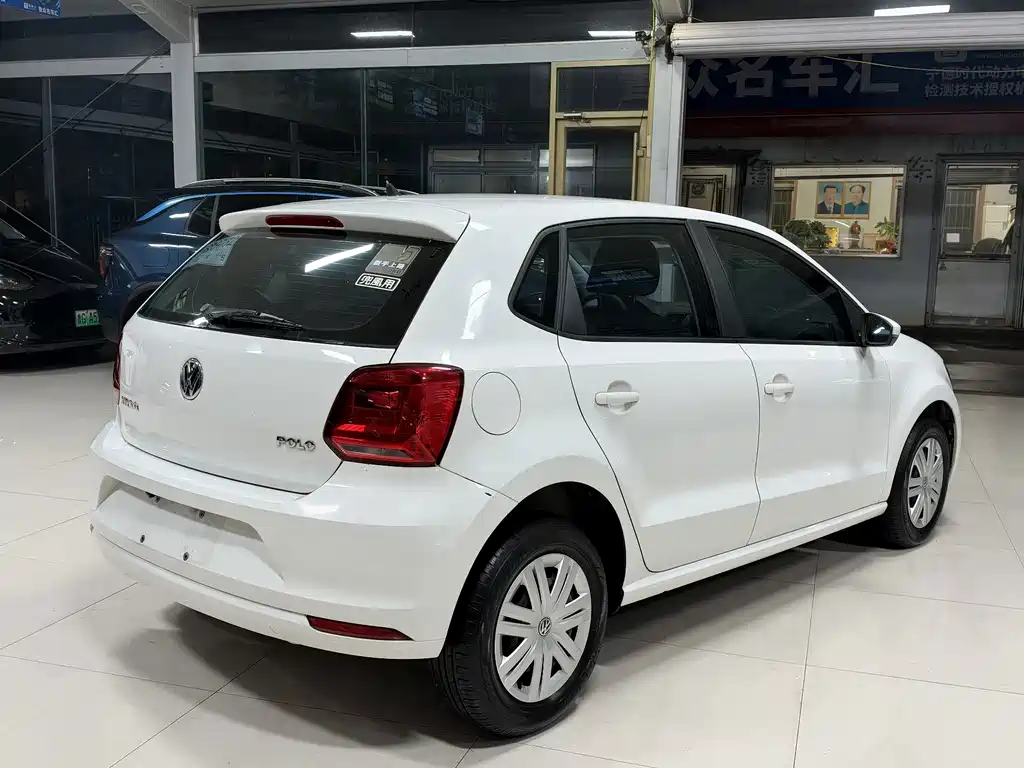 Volkswagen Polo — миниатюра 7