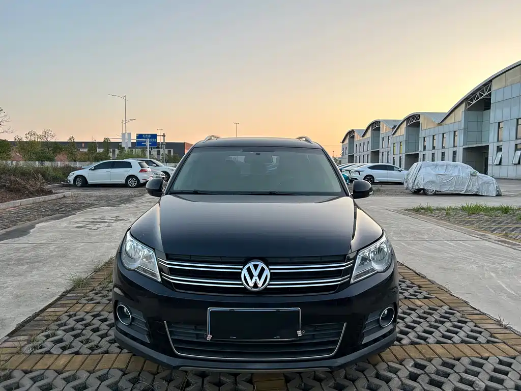 Volkswagen Tiguan — миниатюра 2
