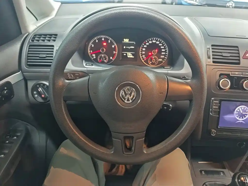 Volkswagen Touran — миниатюра 11
