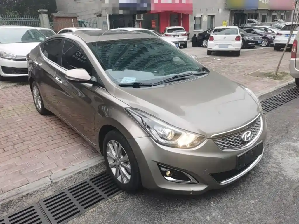 Hyundai Elantra Langdong — миниатюра 4
