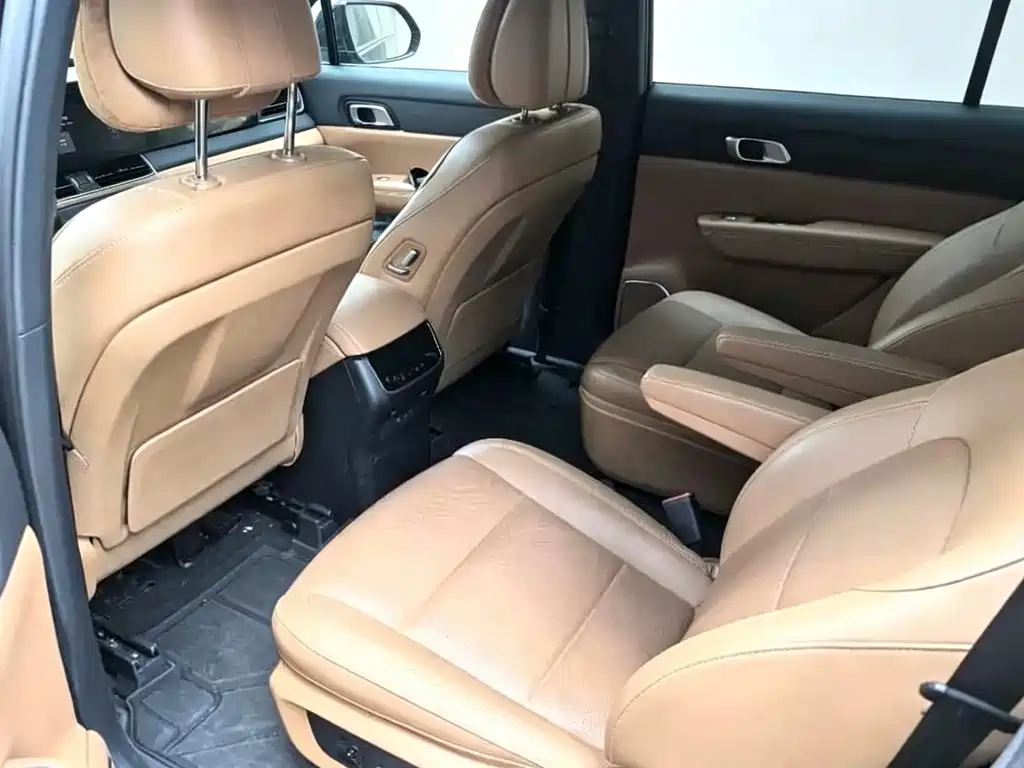 Li Auto Li ONE — миниатюра 6