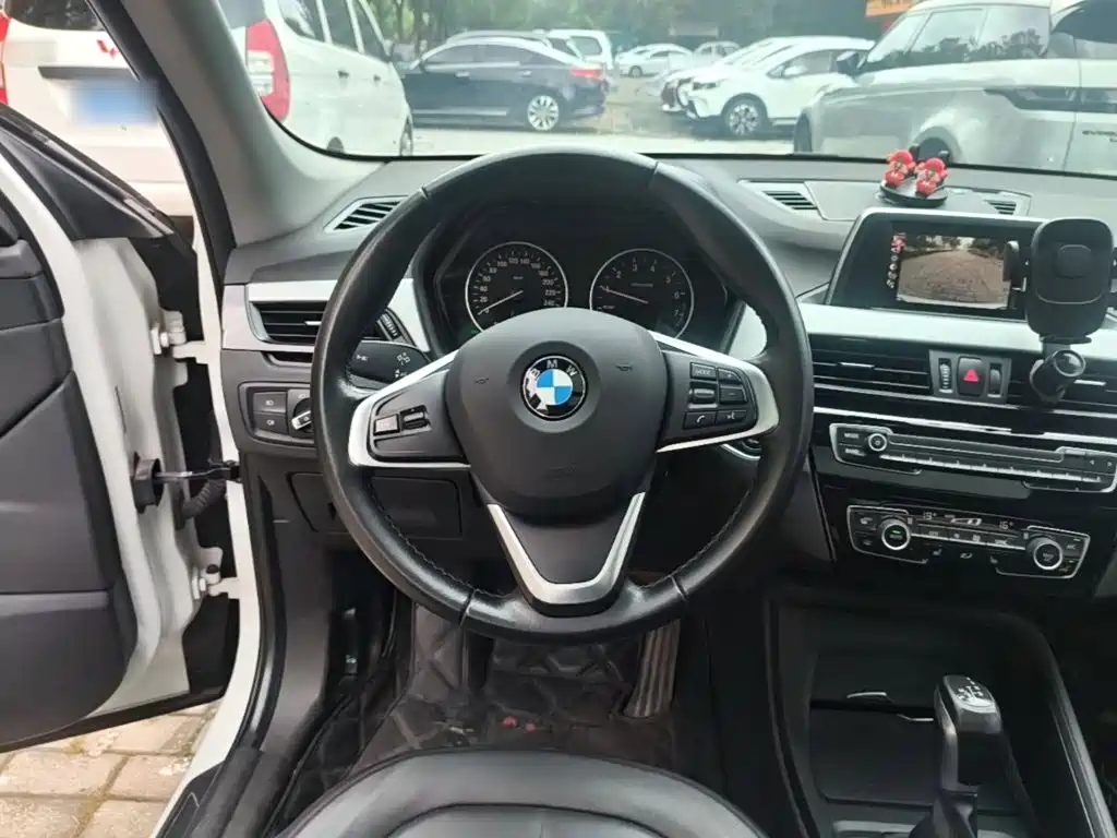 BMW X1 — миниатюра 11