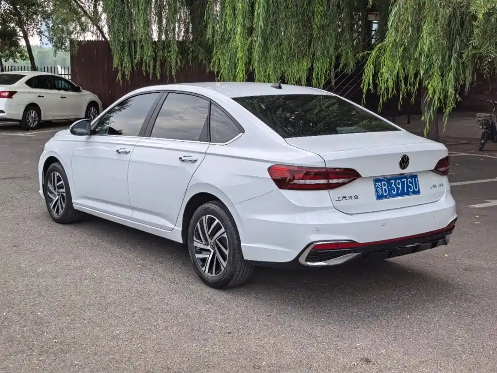Volkswagen Lavida — миниатюра 9