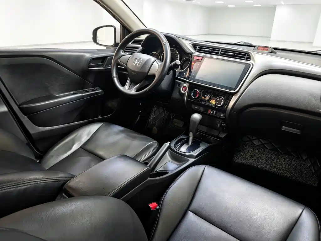 Honda City — миниатюра 10