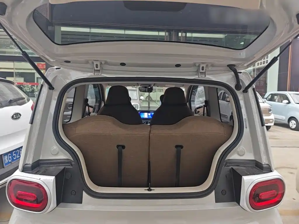Wuling MINIEV — миниатюра 19