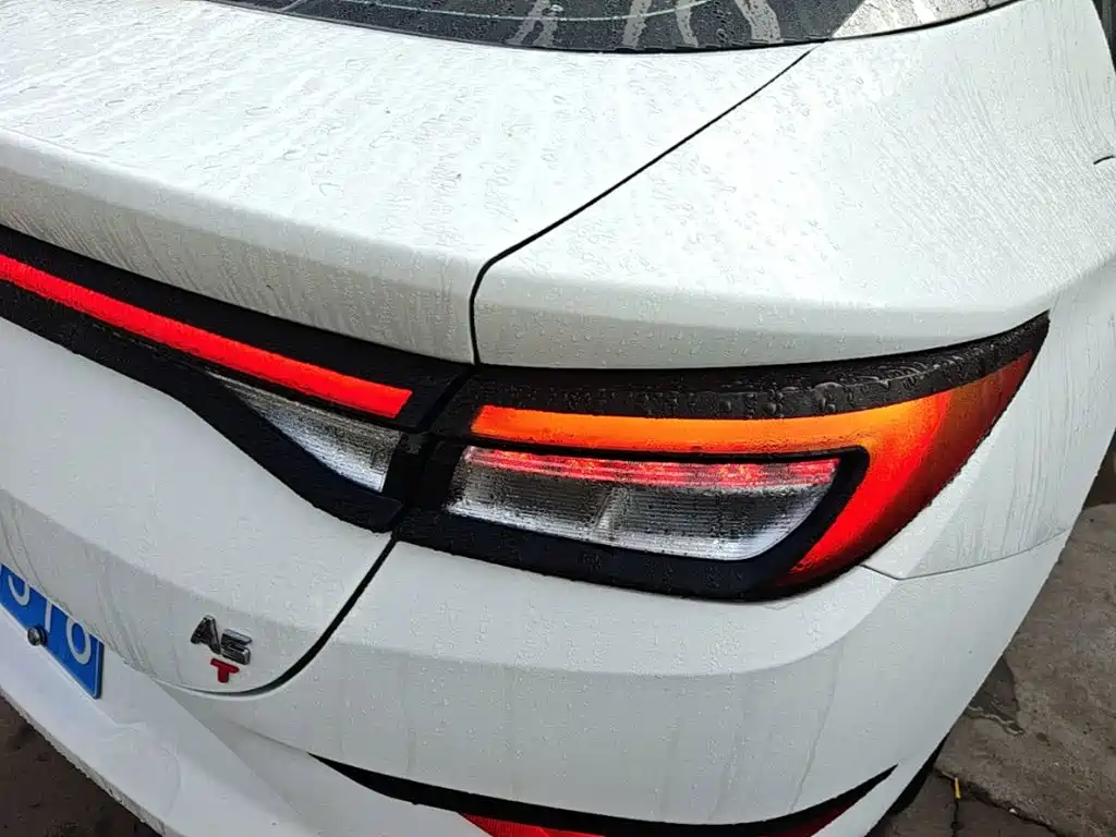 JAC A5 — миниатюра 8
