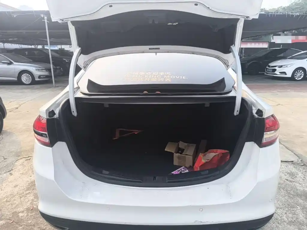 Ford Mondeo — миниатюра 19