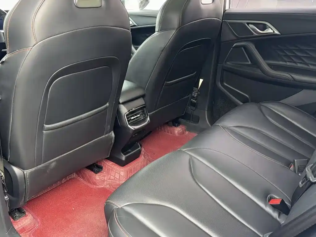 Roewe RX5 — миниатюра 7