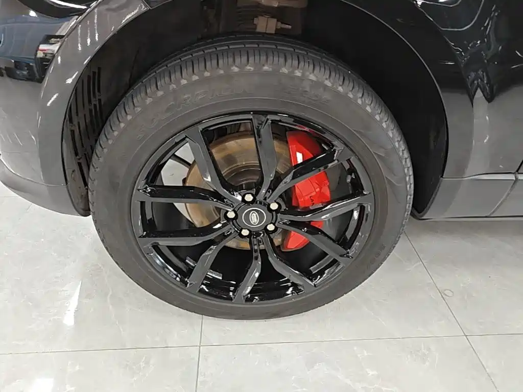 Land Rover Sport PHEV — миниатюра 23