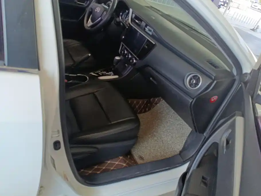 Toyota Corolla — миниатюра 8