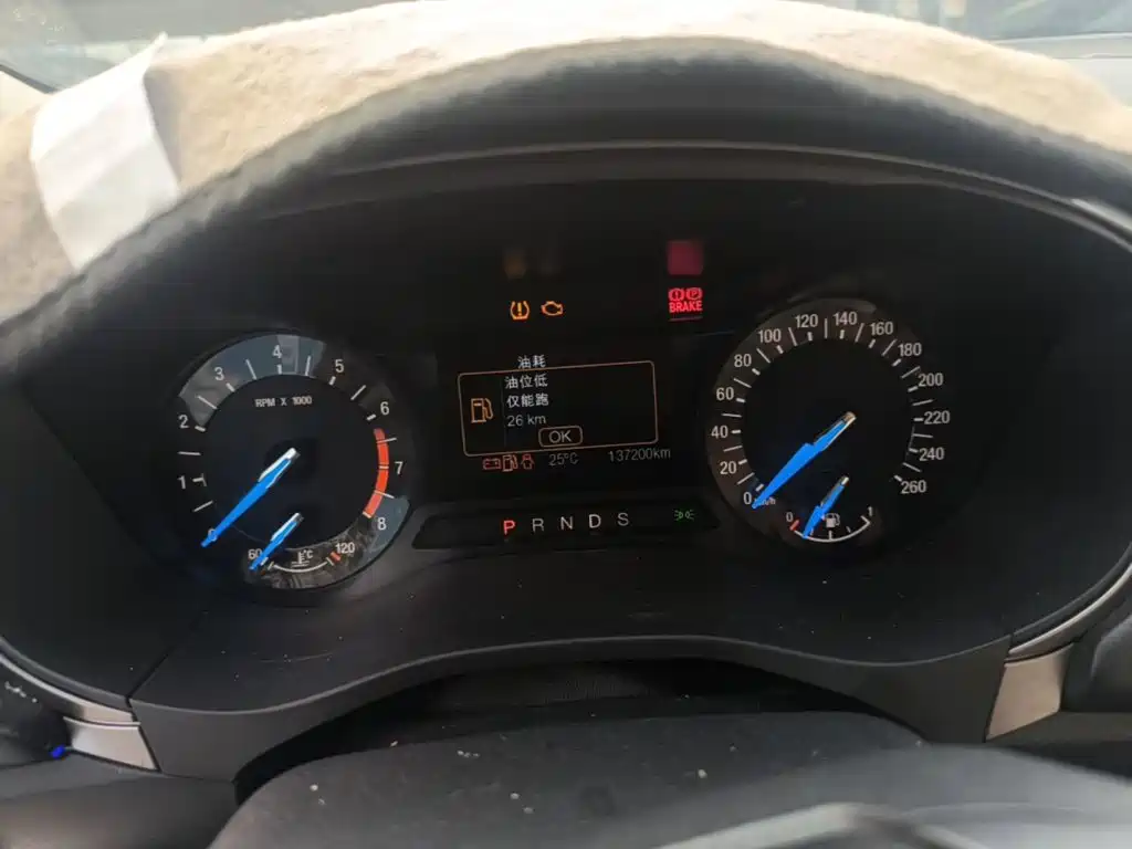 Ford Mondeo — миниатюра 12