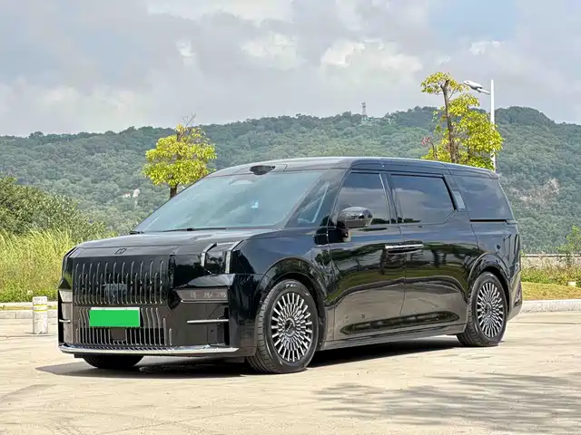 ZEEKR EXTREME KRYPTON 009 2024