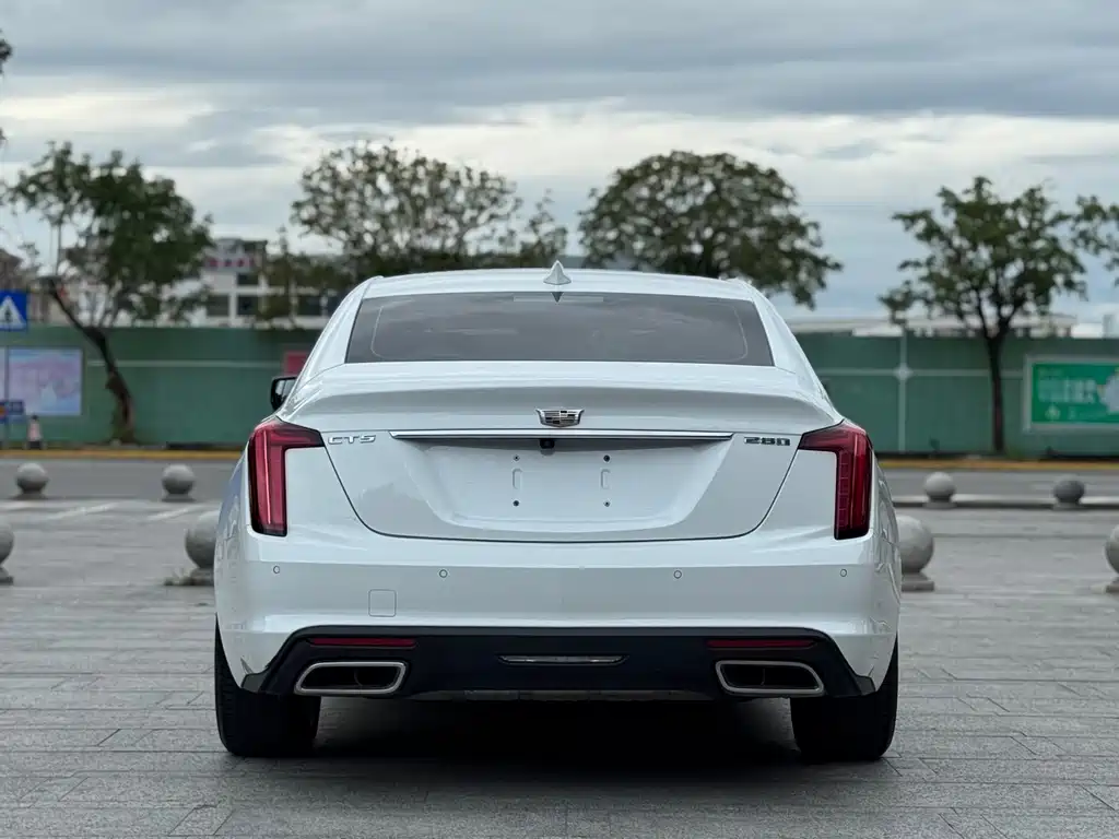 Cadillac CT5 — миниатюра 7