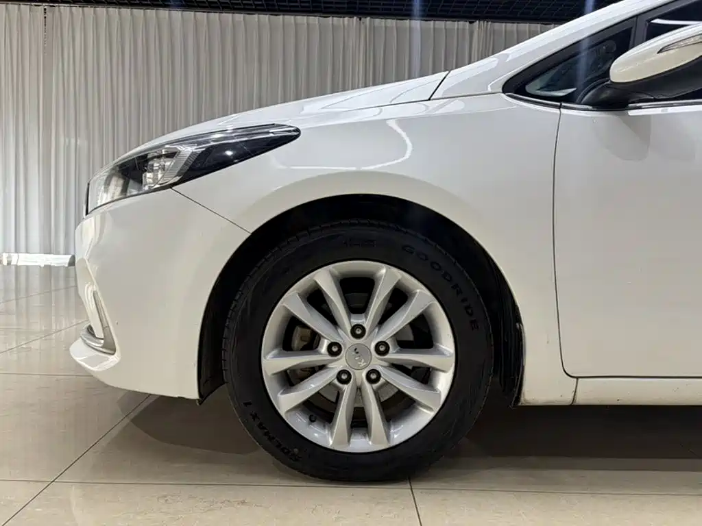 Kia K3 — миниатюра 23