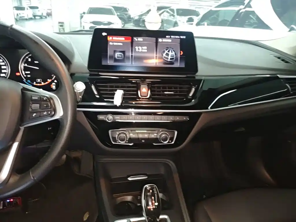 BMW 1 Series — миниатюра 13