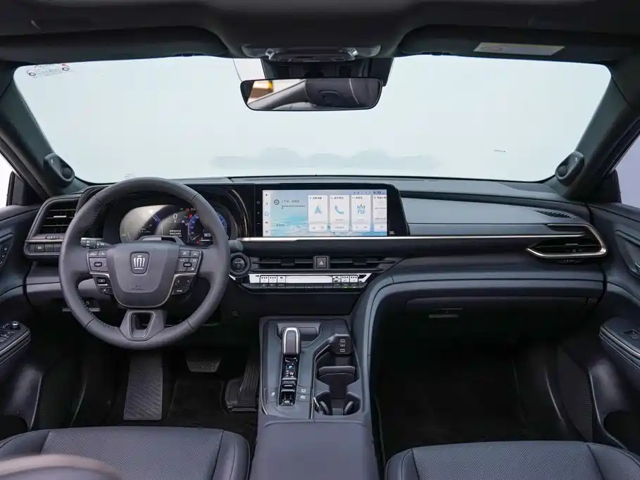 Toyota Crown SportCross — миниатюра 9
