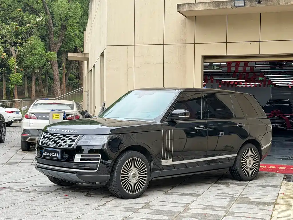 Land Rover Range Rover 2020 3.0 L6 Long Wheelbase