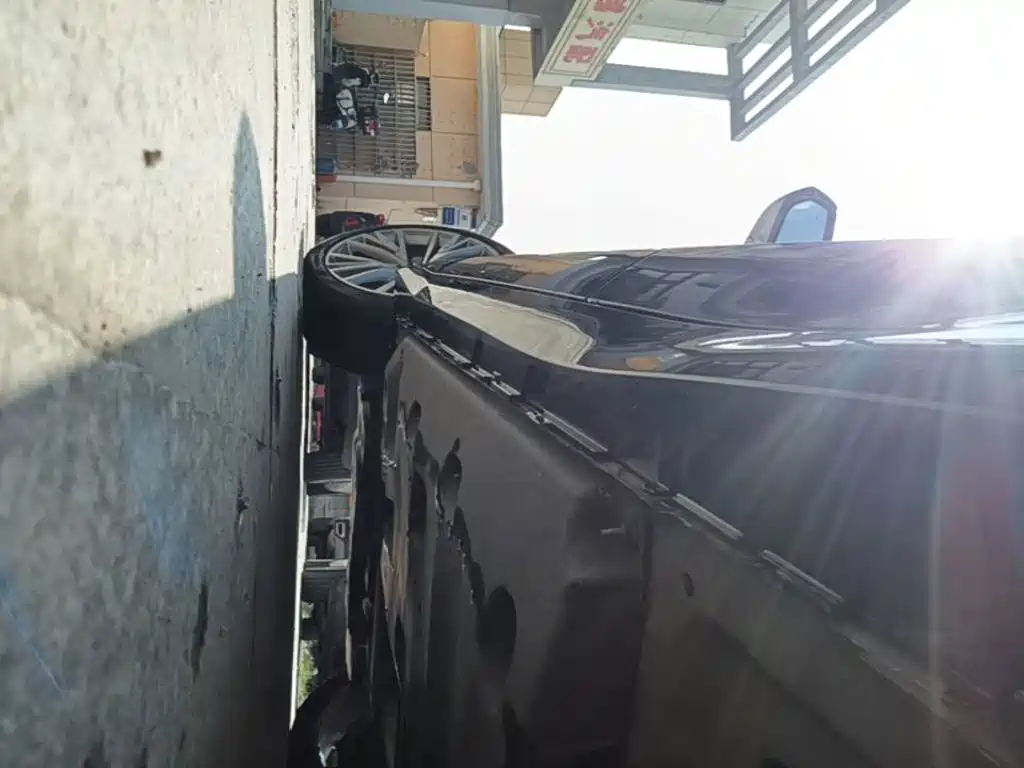 Cadillac GT4 — миниатюра 22