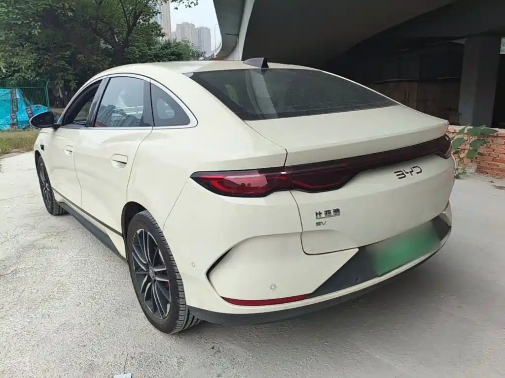 BYD Qin L — миниатюра 5