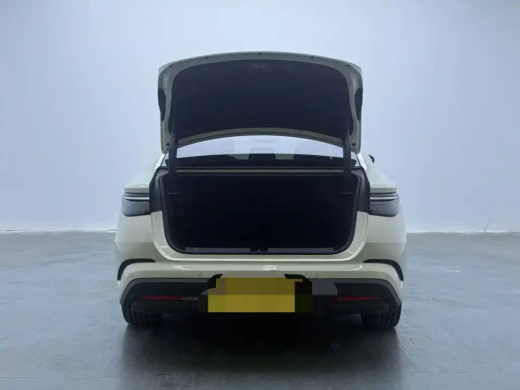 BYD Seal 07 DM-i — миниатюра 9