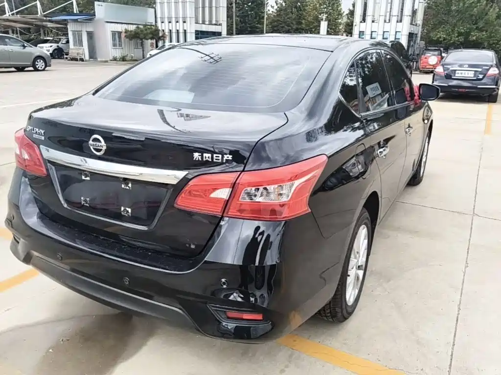 Nissan Sylphy — миниатюра 7