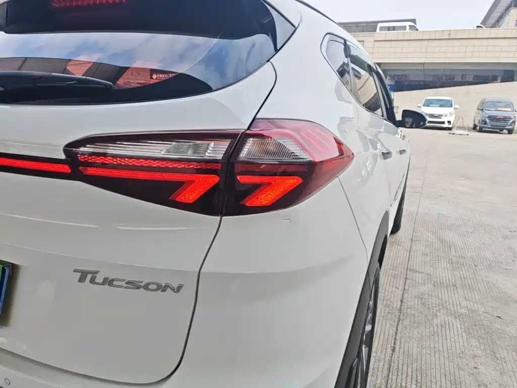 Hyundai Tucson — миниатюра 8