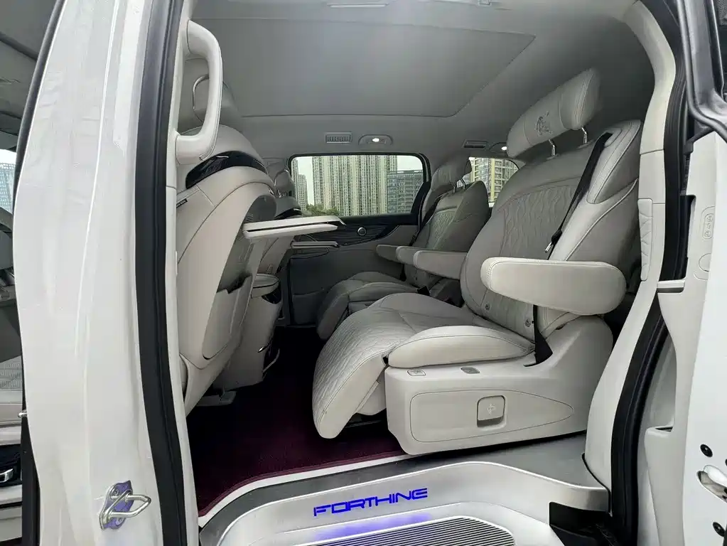 Dongfeng V9 2024 1.5TD 200km Premium